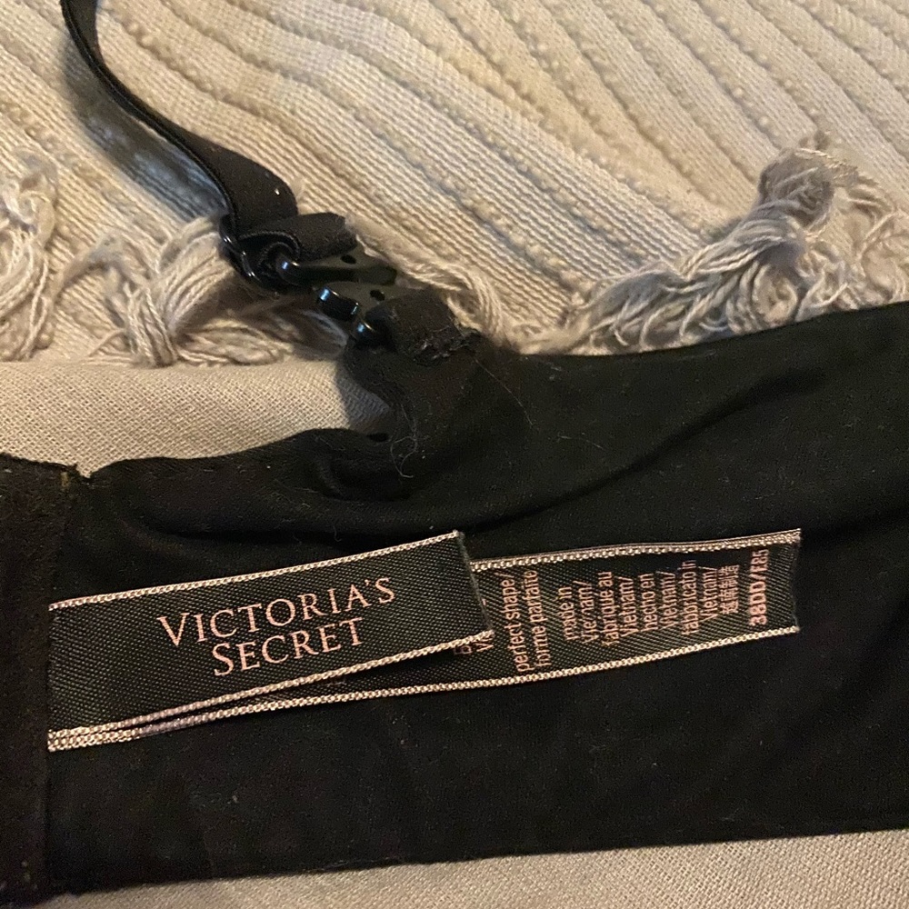 COPY - Body by Victoria Secret Perfect Shape Bra